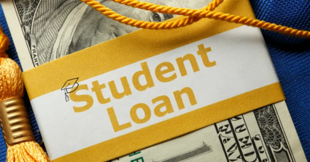 best student loans with celebgeeks.com