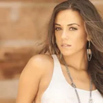 Jana Kramer with celebgeeks.com