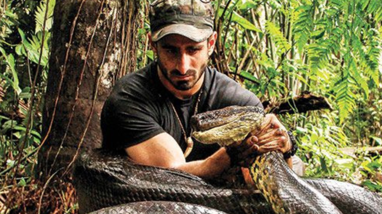 Man Who Tried To Get Eaten Alive By Snake On TV And Instantly Regretted It Explains Why He Did It